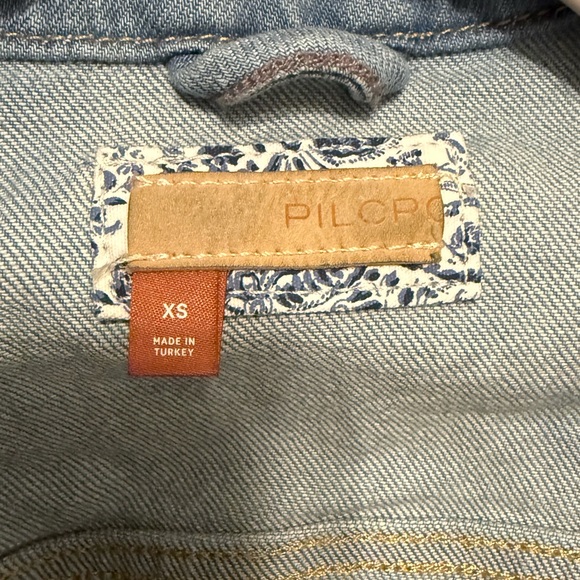 Anthropologie Pilcro women’s XS long sleeve light wash denim button down jacket - Picture 3 of 4